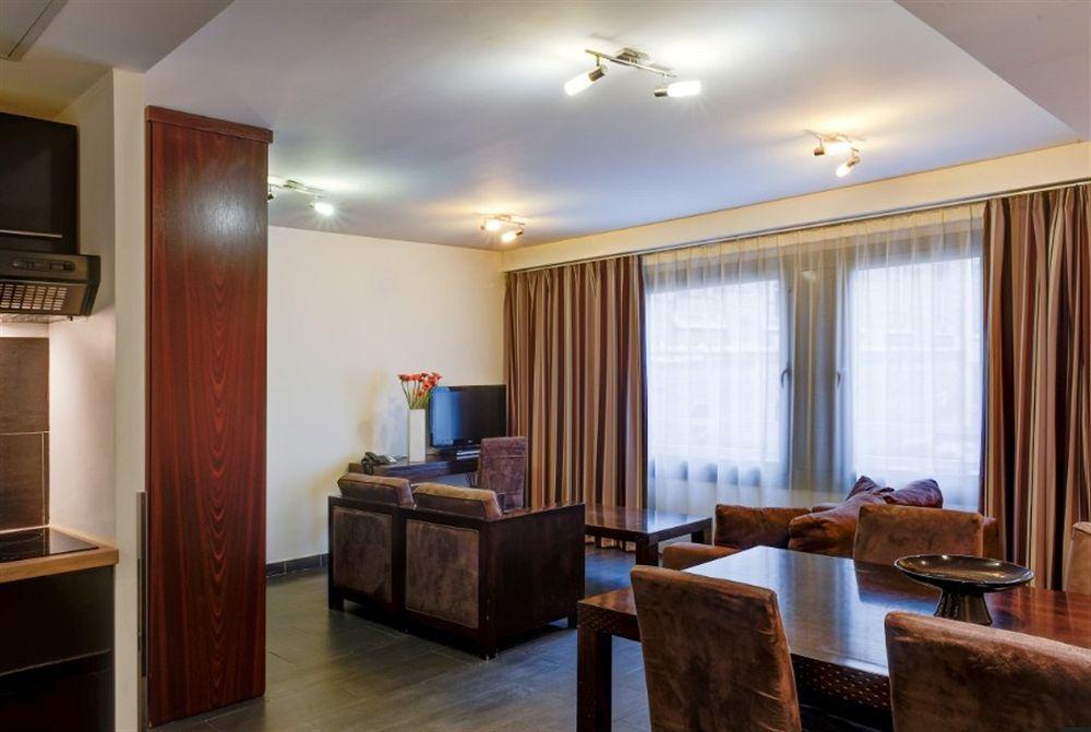 Aparthotel Cadet 4*